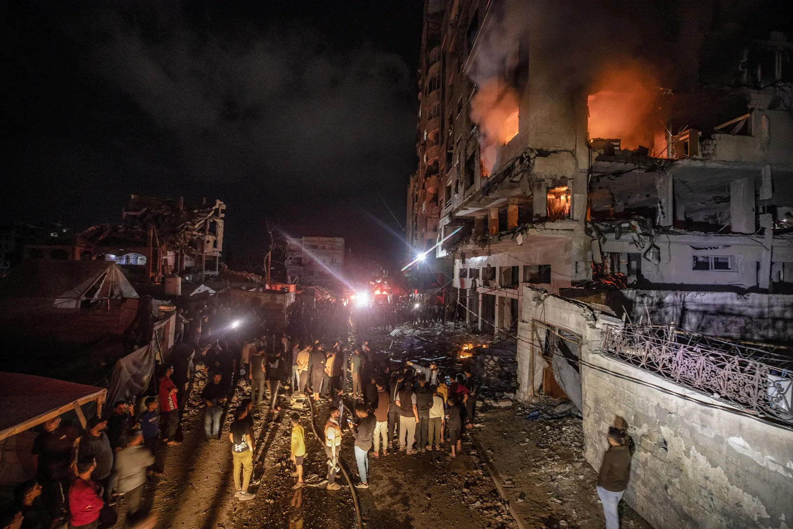 Zamach w Rimalu. Fot. PAP/EPA/MOHAMMED SABER
