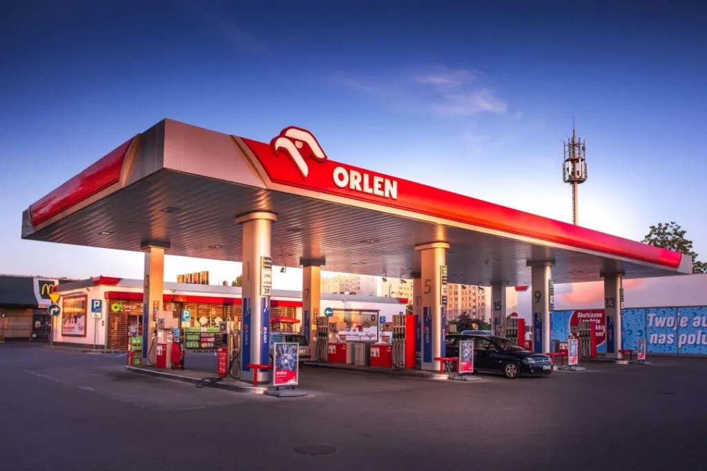 Orlen obniżył w piątek hurtowe ceny paliw. Fot. orlen.pl