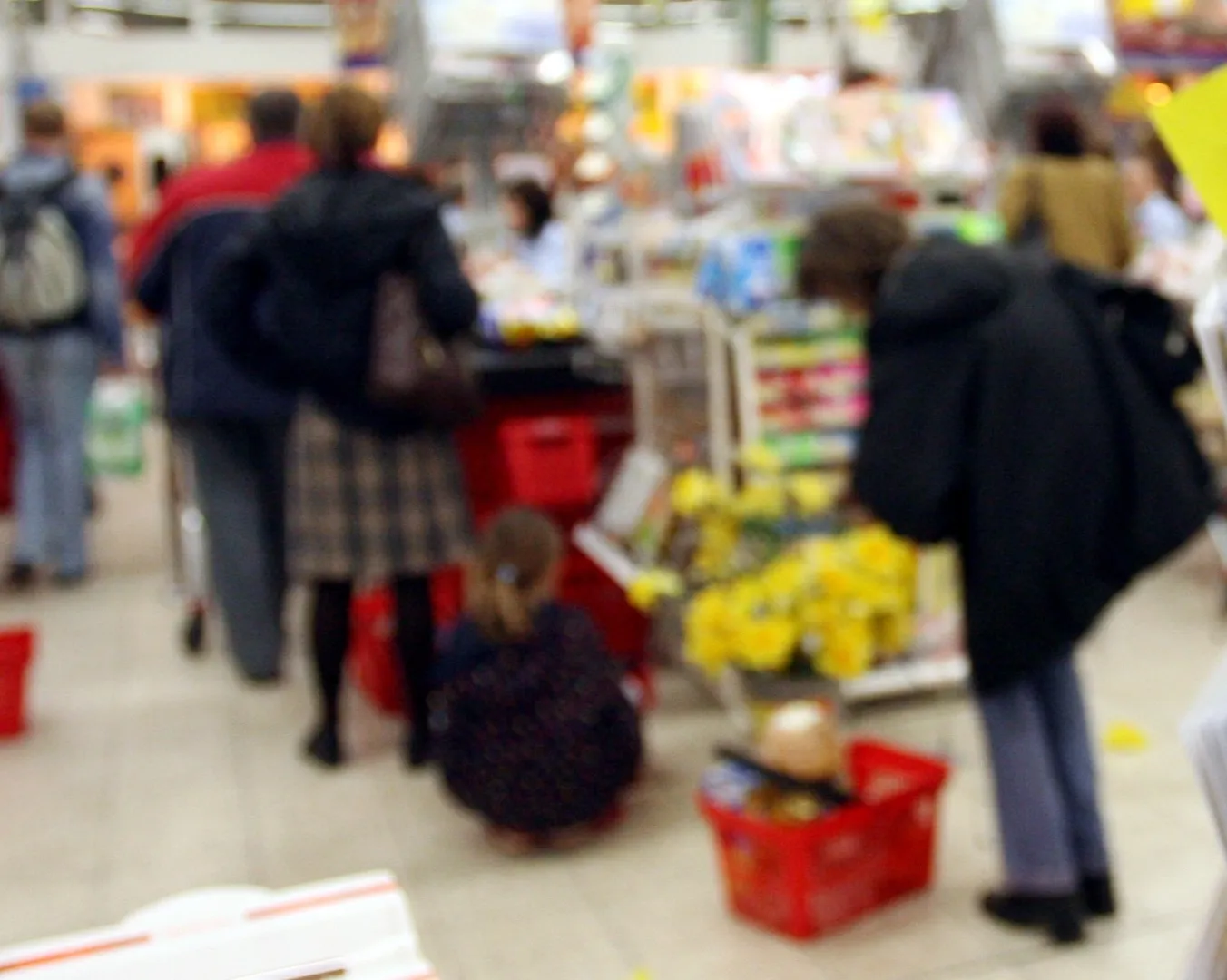 Spożycie żywności wysokoprzetworzonej stale się zwiększa. Fot. PAP/	Radek Pietruszka