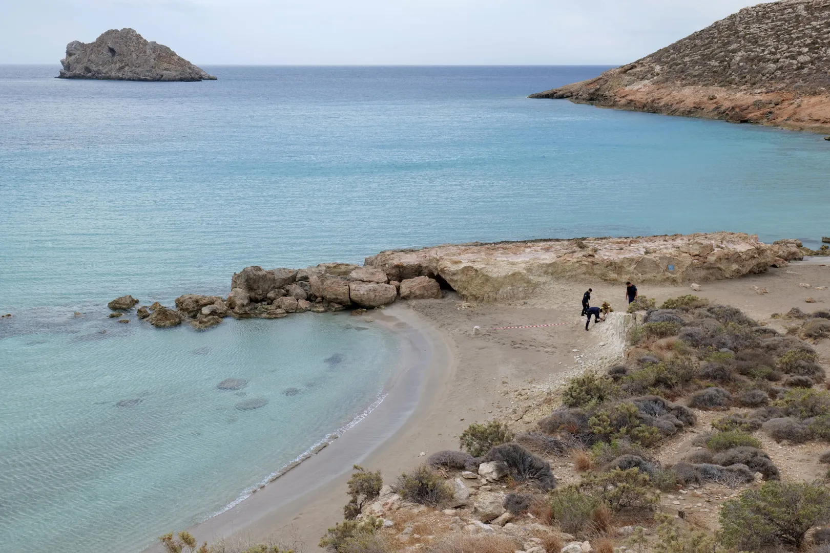 Grecka wyspa, zdjęcie ilustracyjne, fot. PAP/EPA/ANA-MPA/NIKOS CHALKIADAKIS