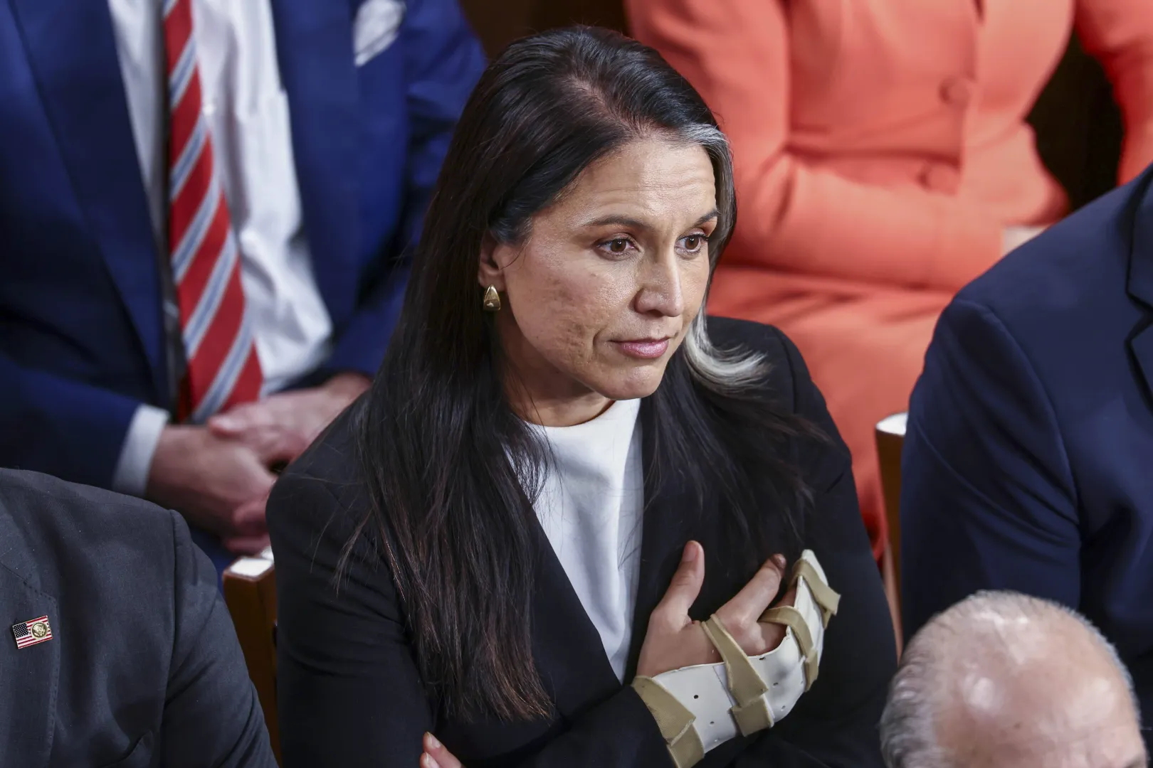 Tulsi Gabbard. Fot. PAP/EPA/	JIM LO SCALZO