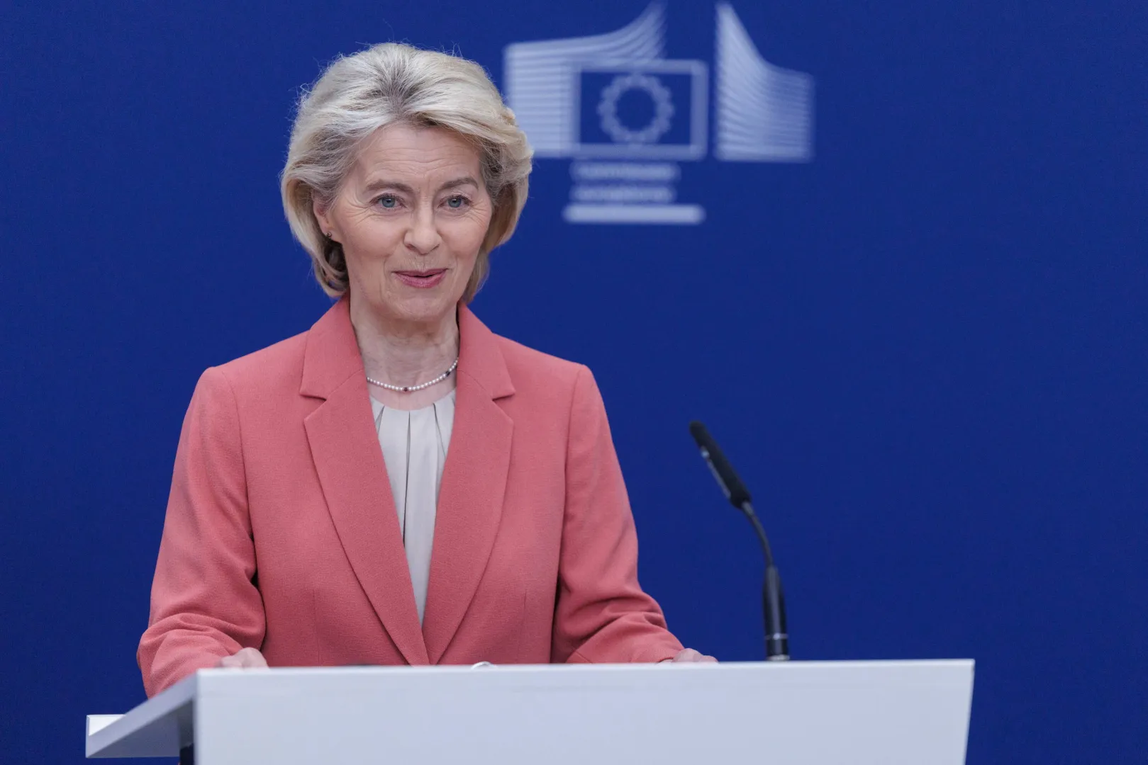 Ursula von der Leyen. Fot. PAP/EPA/OLIVIER MATTHYS 