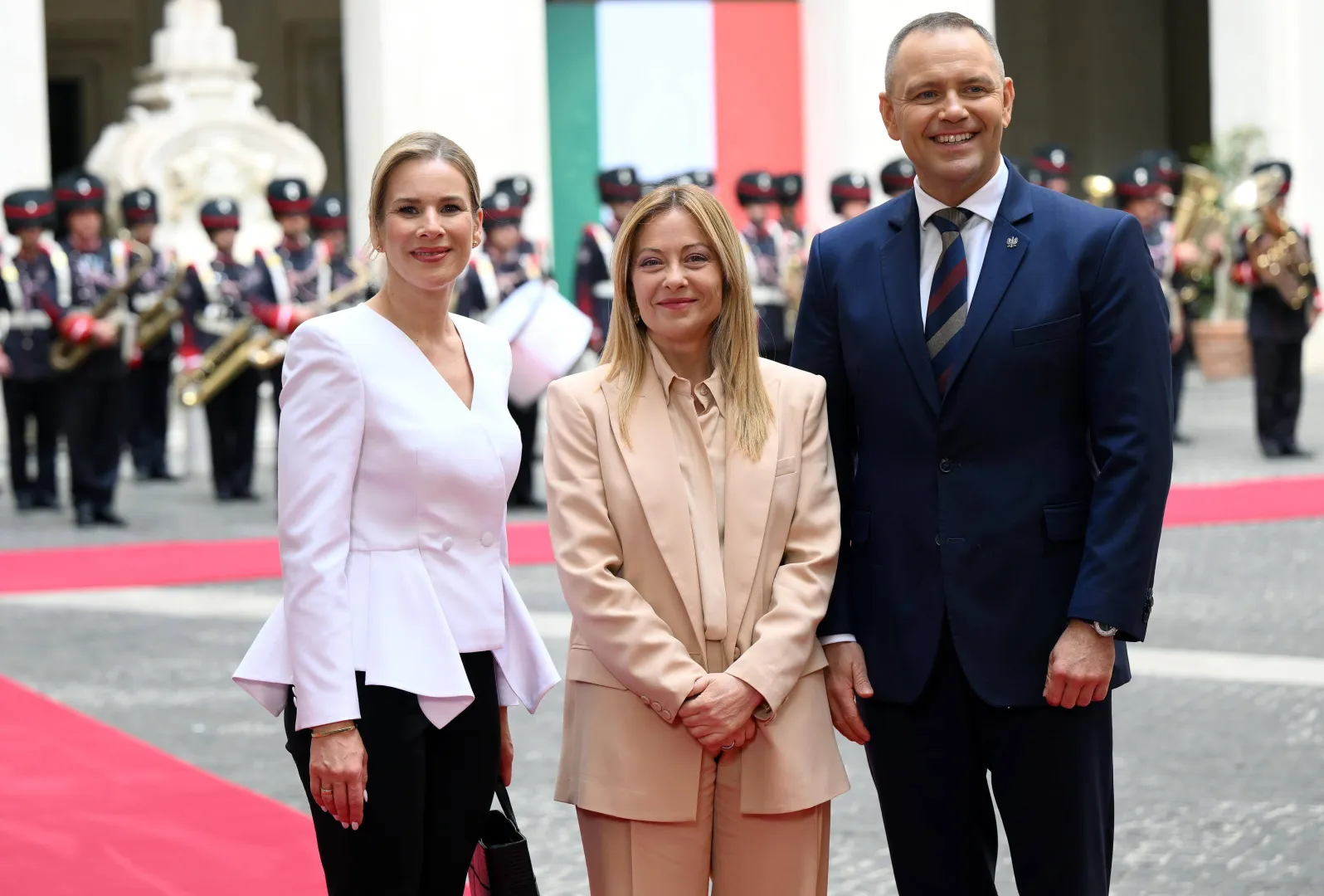 Марта Навроцкая, Джорджия Мелони, Кароль Навроцкий (слева-направо) Fot. PAP/EPA/ETTORE FERRARI