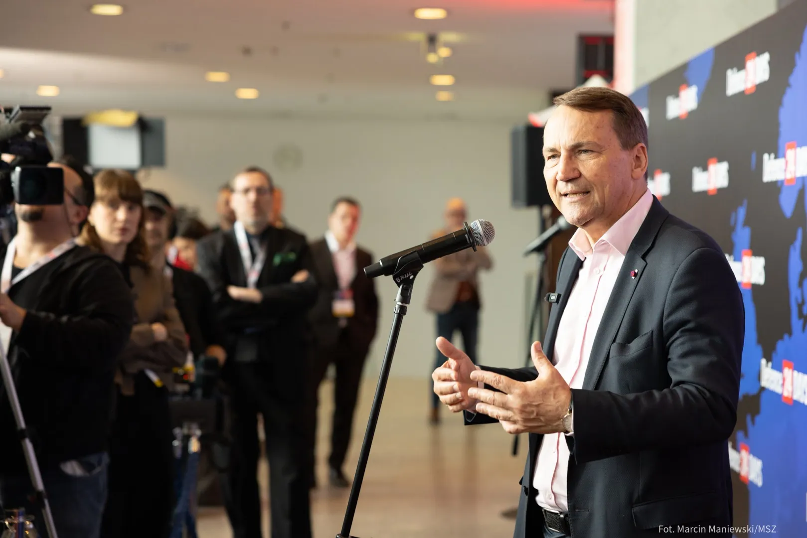 Szef MSZ Radosław Sikorski. Fot. X/Marcin Maniewski/MSZ