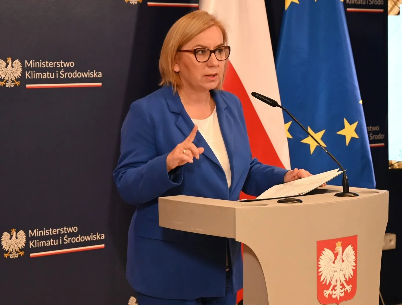 Szefowa MKiŚ zapowiedziała dwa nowe programy termomodernizacyjne, które mają ruszyć w okolicach III kwartału 2026 roku. Fot. X/ Paulina Hennig-Kloska