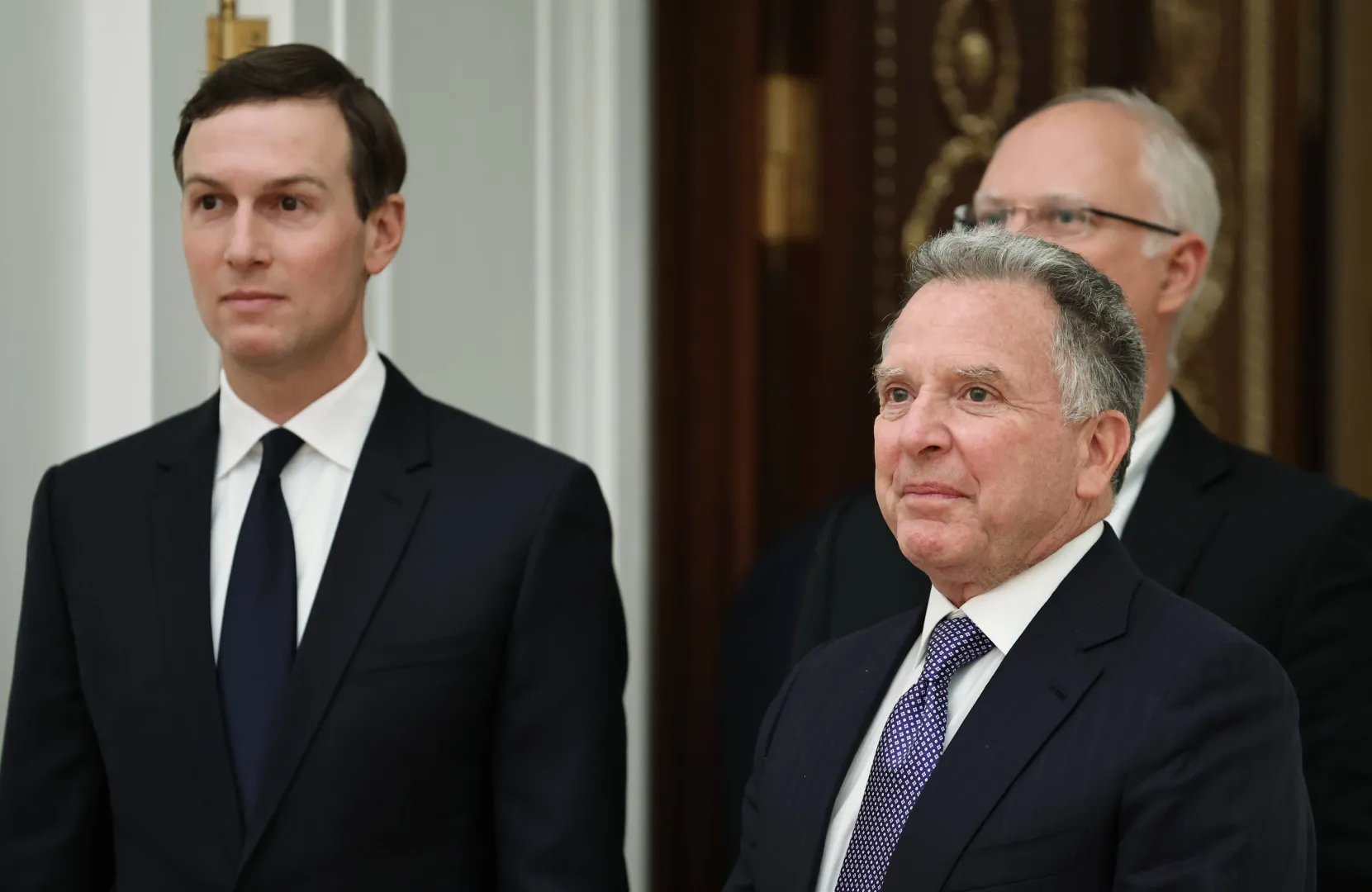 Jared Kushner (L) i Steve Witkoff (P) 