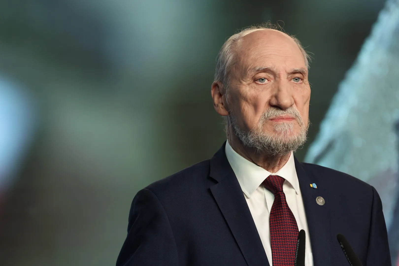 Poseł PiS Antoni Macierewicz. Fot. PAP/Albert Zawada
