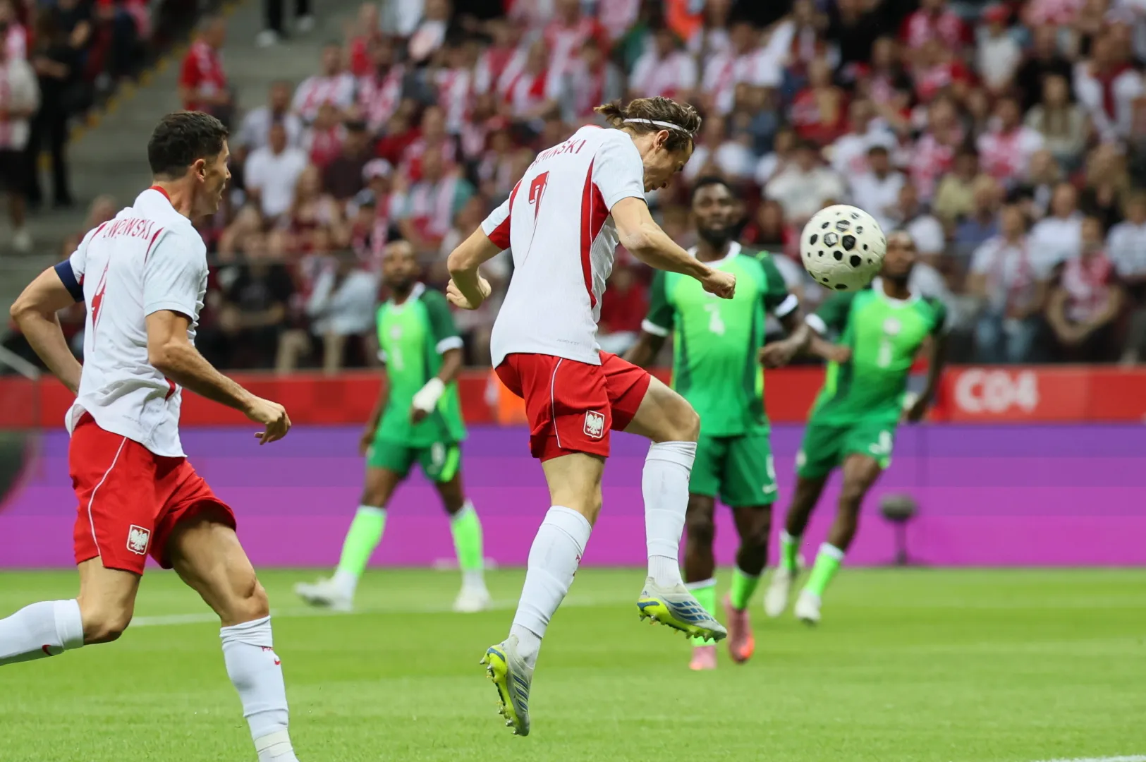 Na Stadionie Narodowym w Warszawie trwa towarzyski mecz piłkarski Polska - Nigeria. Fot. PAP/	Leszek Szymański