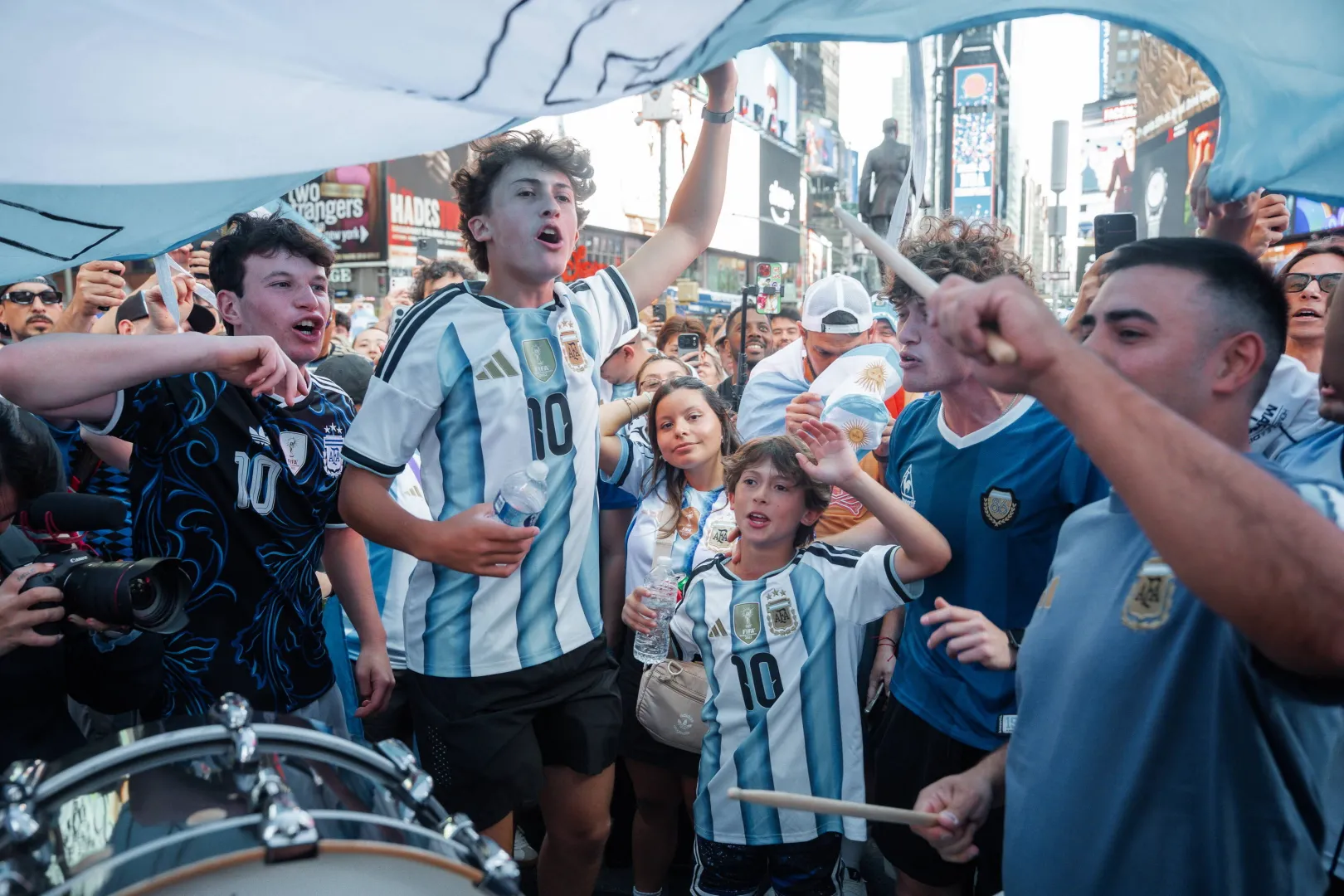 Kibice reprezentacji Argentyny, fot. PAP/EPA/Olga Fedorova
