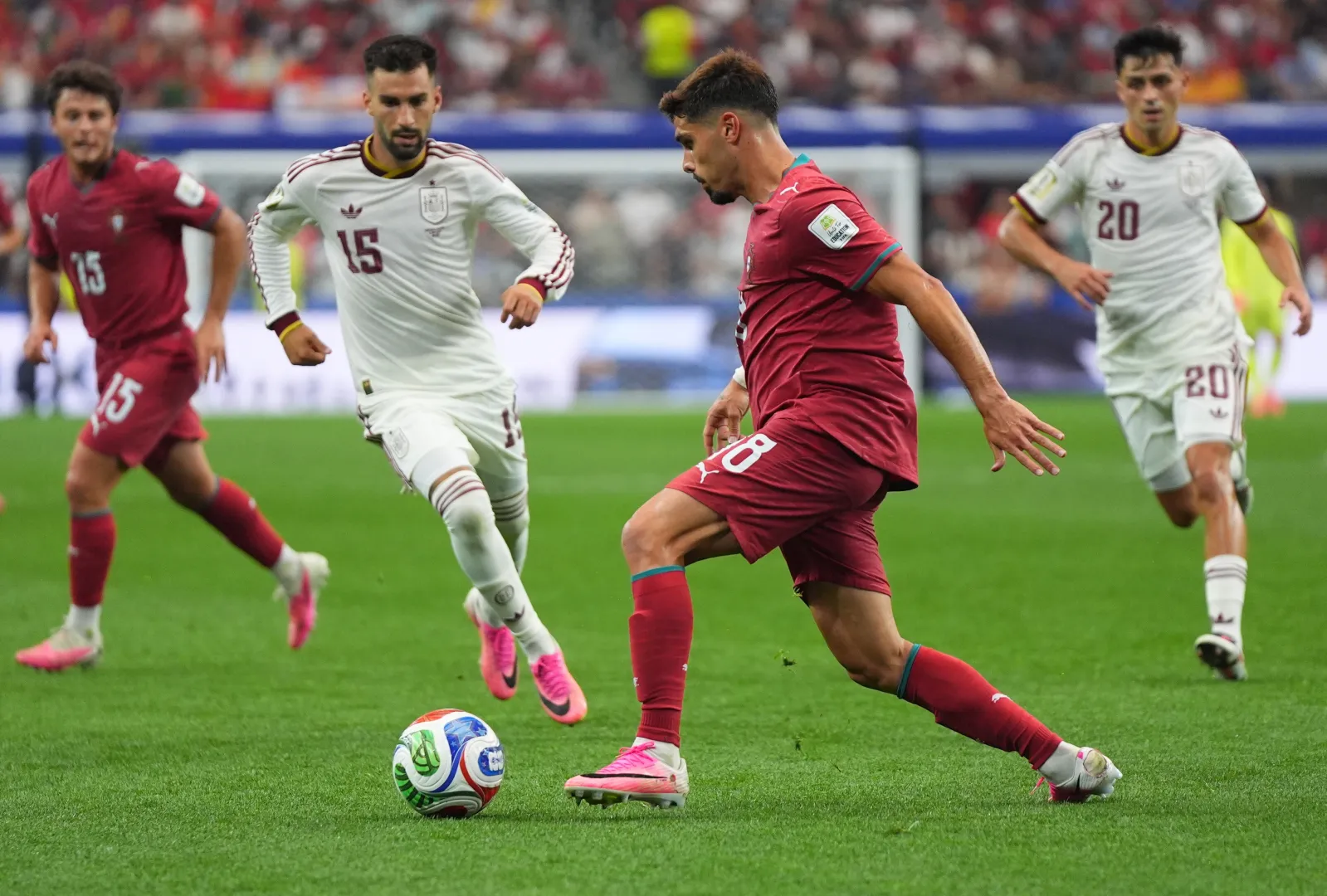 Mecz Hiszpania - Portugalia Fot. PAP/EPA/JEFFREY MCWHORTER