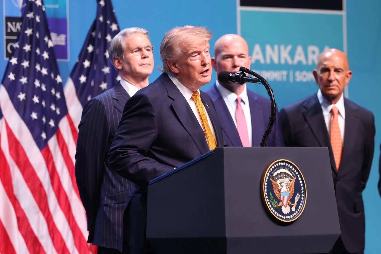 Donald Trump Fot. PAP/EPA/GEORGI LICOVSKI