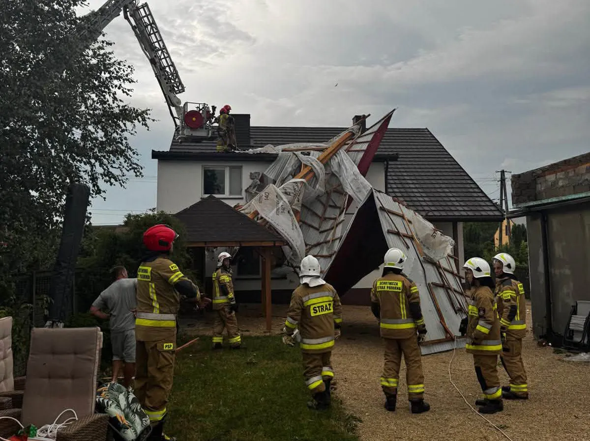 Interwencje strażaków w Świętokrzyskiem. Fot. Facebook/Komenda Wojewódzka Państwowej Straży Pożarnej w Kielcach