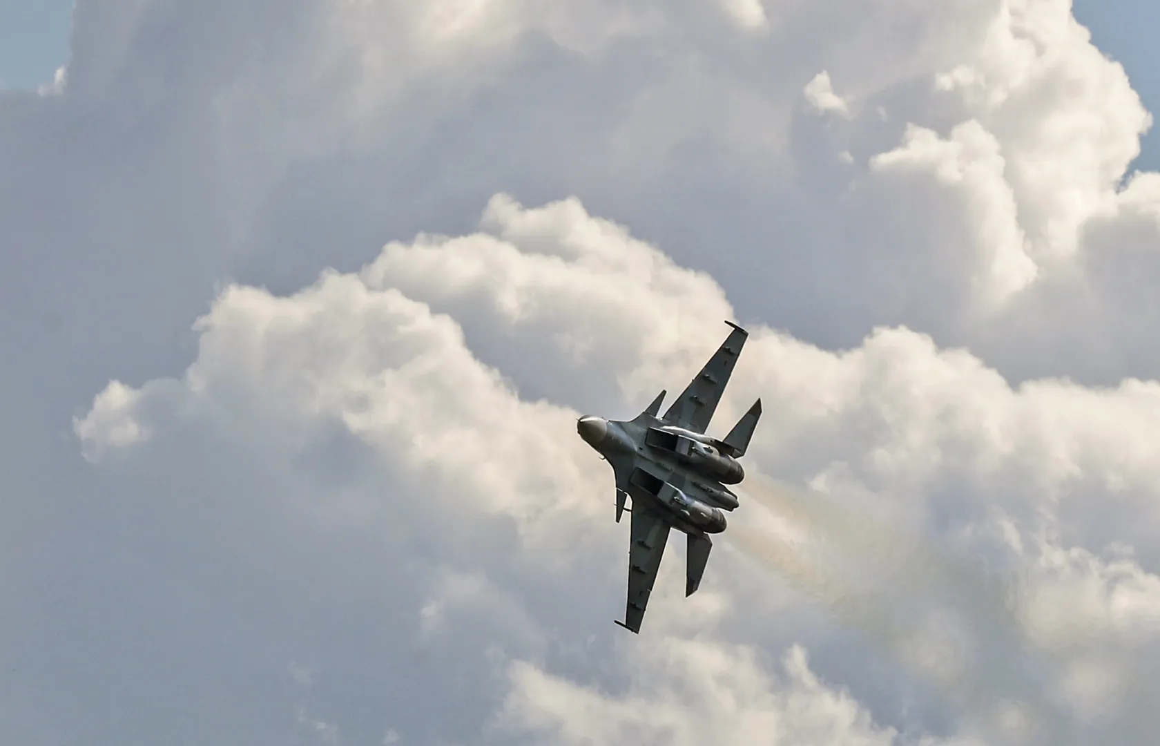 Rosyjski myśliwiec SU-30, zdjęcie ilustracyjne. Fot. PAP/EPA/SERGEI ILNITSKY