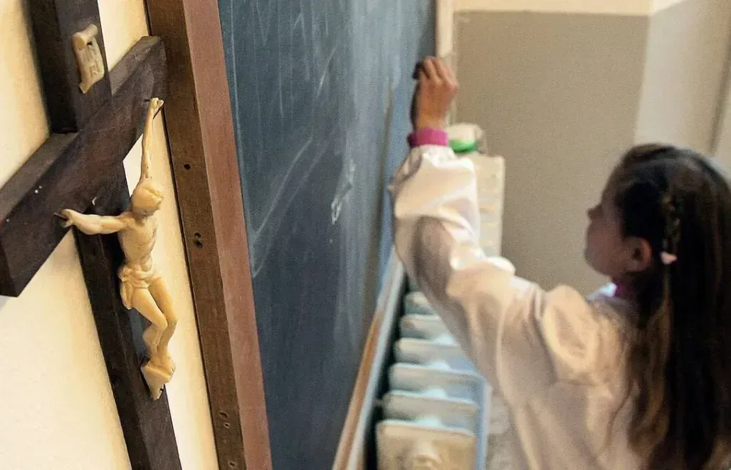 Kościół sprzeciwia się Edukacji Zdrowotnej w szkołach Fot. PAP/EPA/FR4ANCO SILVI