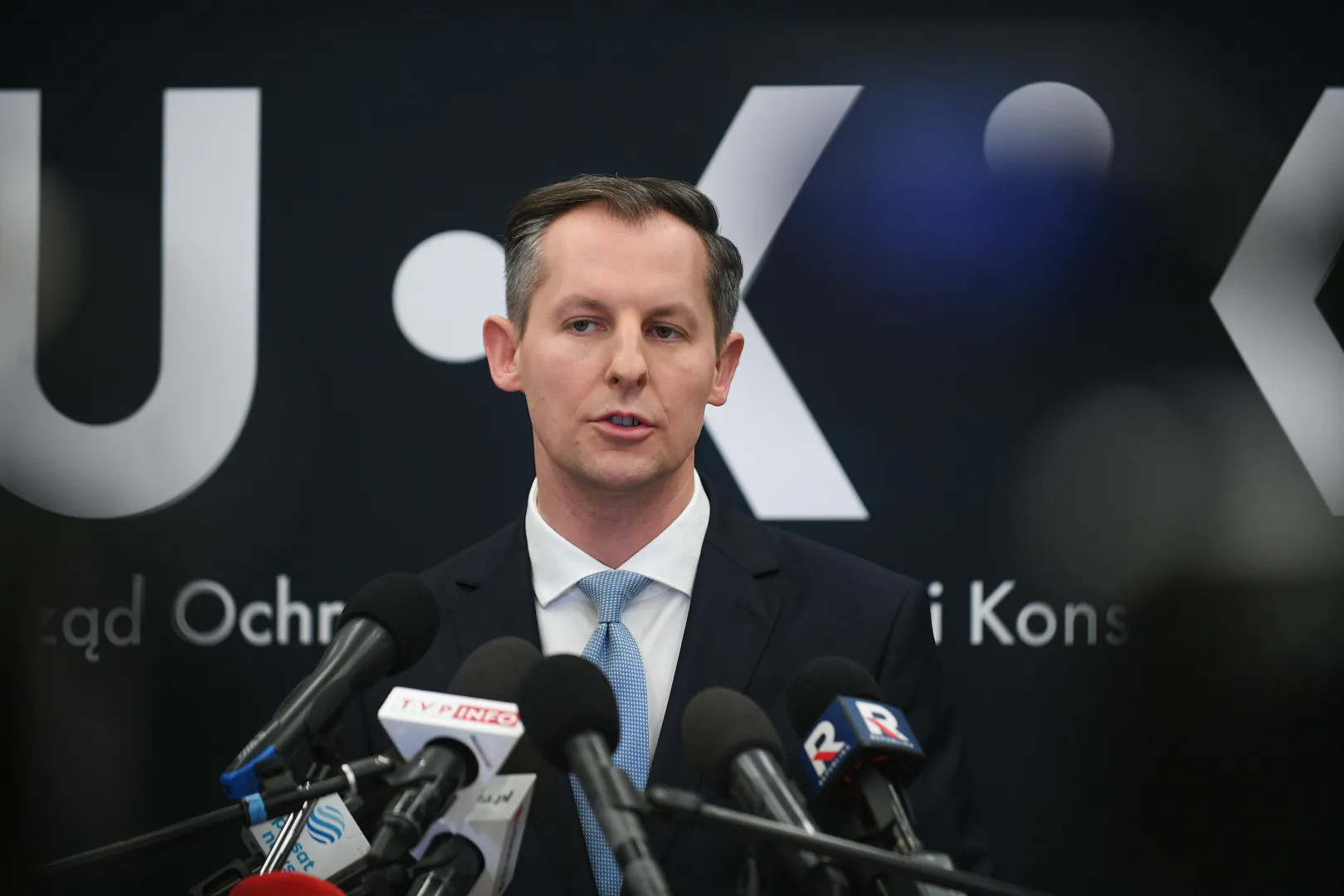 Prezes Urzędu Ochrony Konkurencji i Konsumentów Tomasz Chróstny. Fot. PAP/Marcin Obara