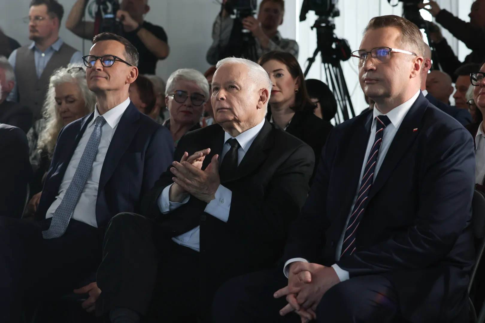 Mateusz Morawiecki, Jarosław Kaczyński, Przemysław Czarnek. Fot. PAP/Albert Zawada