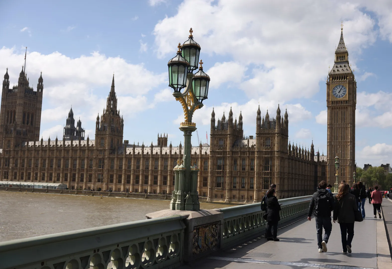 Siedziba brytyjskiego parlamentu w Londynie. Fot. PAP/EPA/NEIL HALL