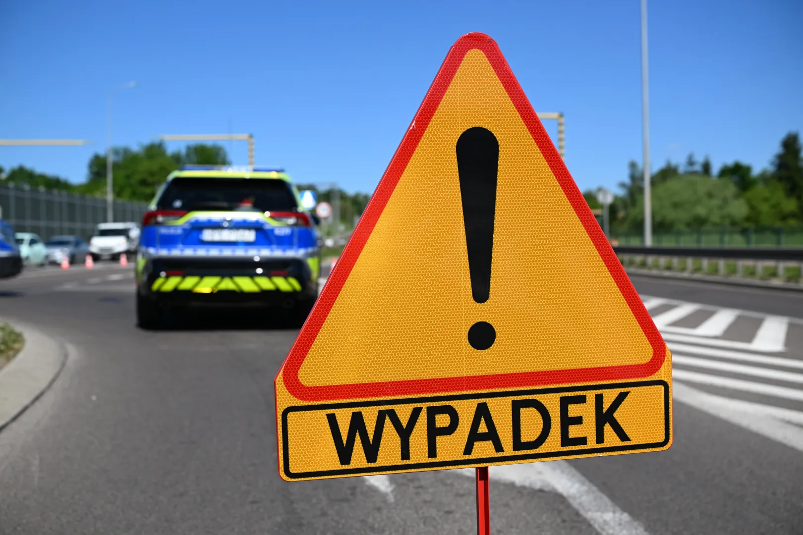 Znak Wypadek - zdjęcie ilustracyjne Fot. PAP/Darek Delmanowicz