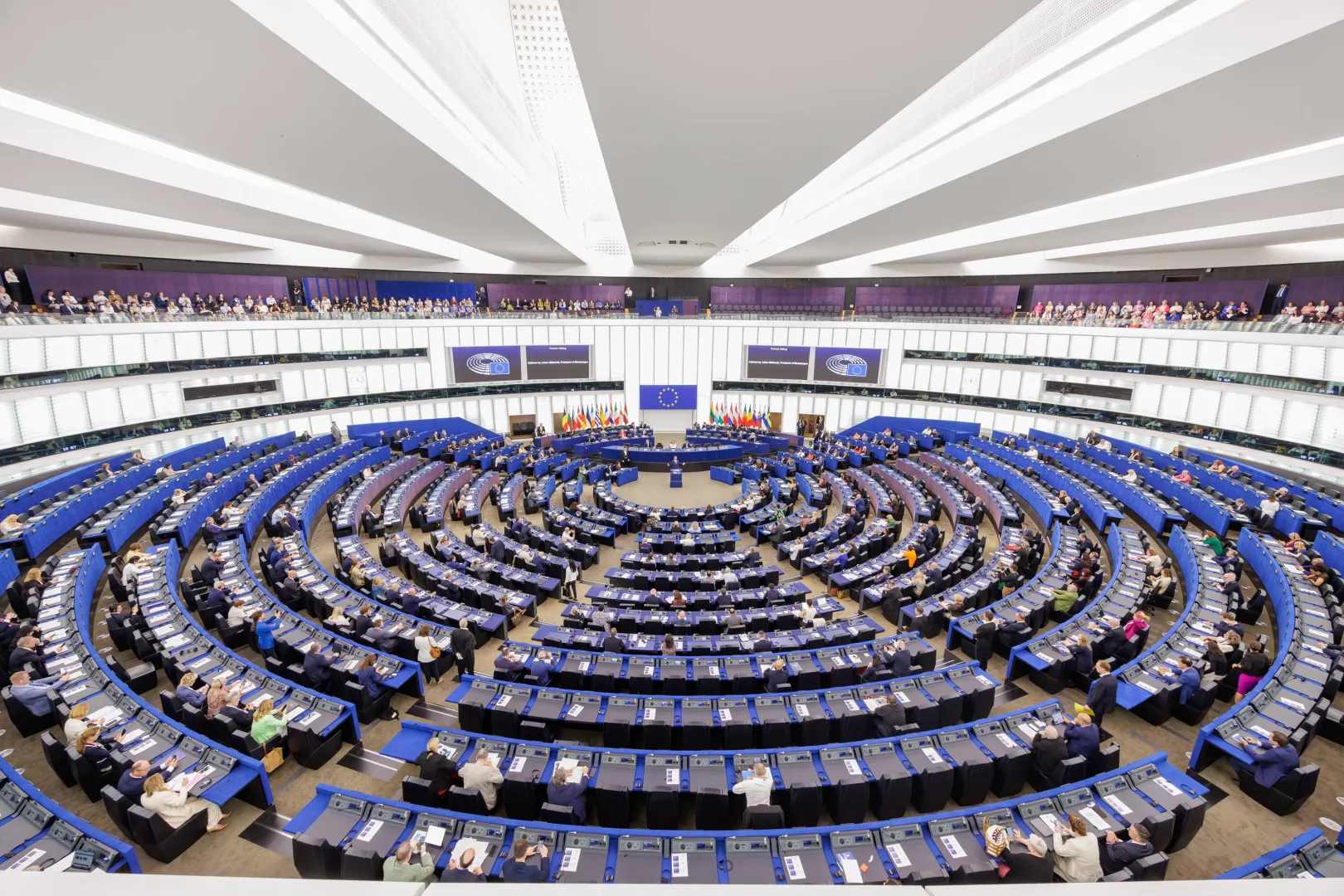 Parlament Europejski (zdjęcie ilustracyjne). Fot. EPA/OLIVIER MATTHYS