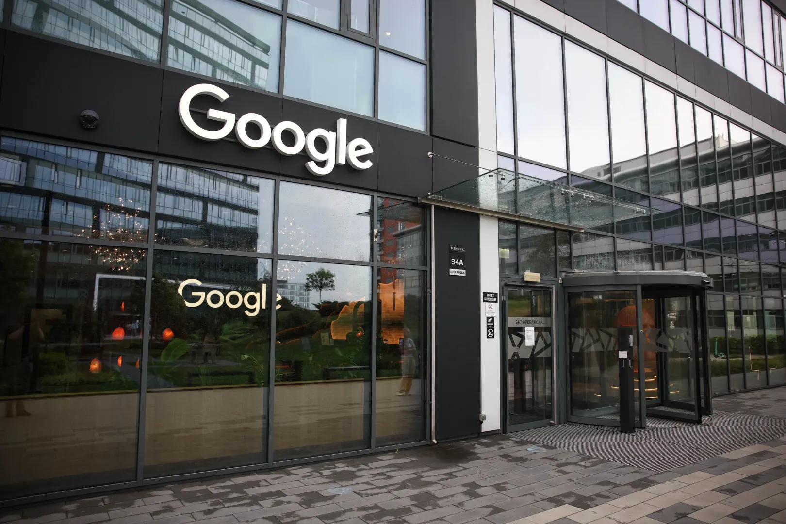 Siedziba Google (zdjęcie ilustracyjne). Fot.  PAP/Łukasz Gągulski
