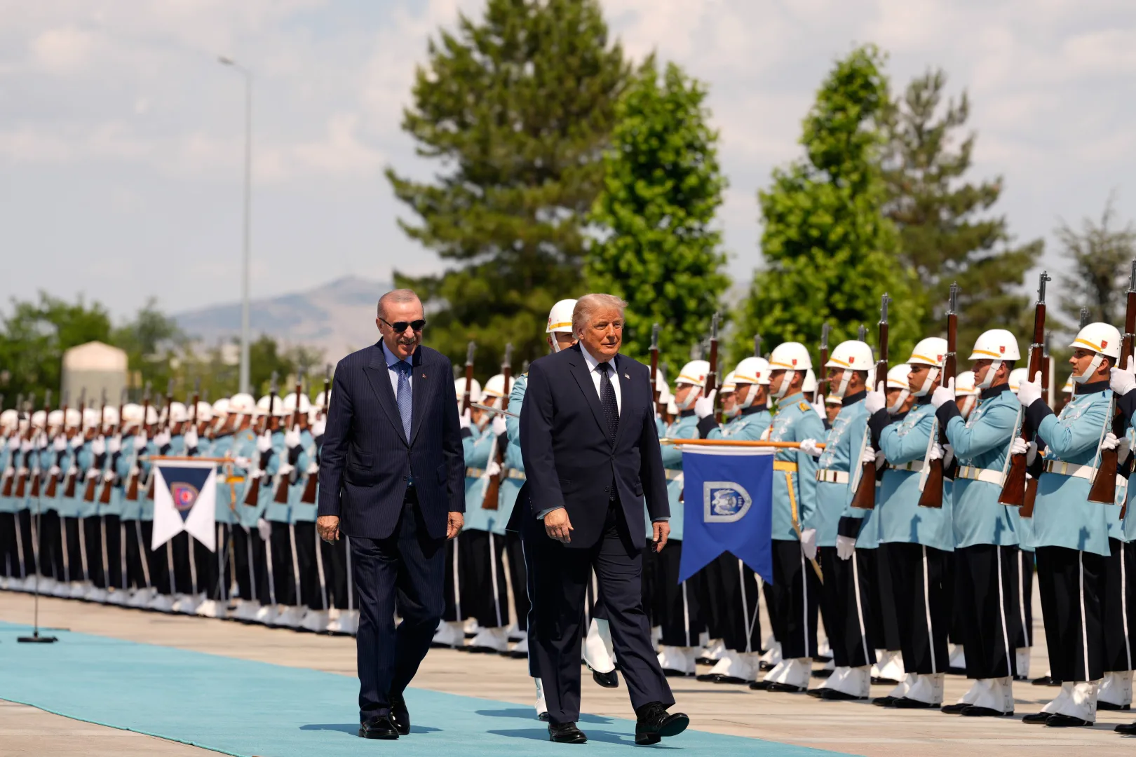 Prezydent USA Donald Trump i prezydent Turcji Recep Tayyip Erdogan w Ankarze. Fot. PAP/EPA/EMRAH GUREL/POOL