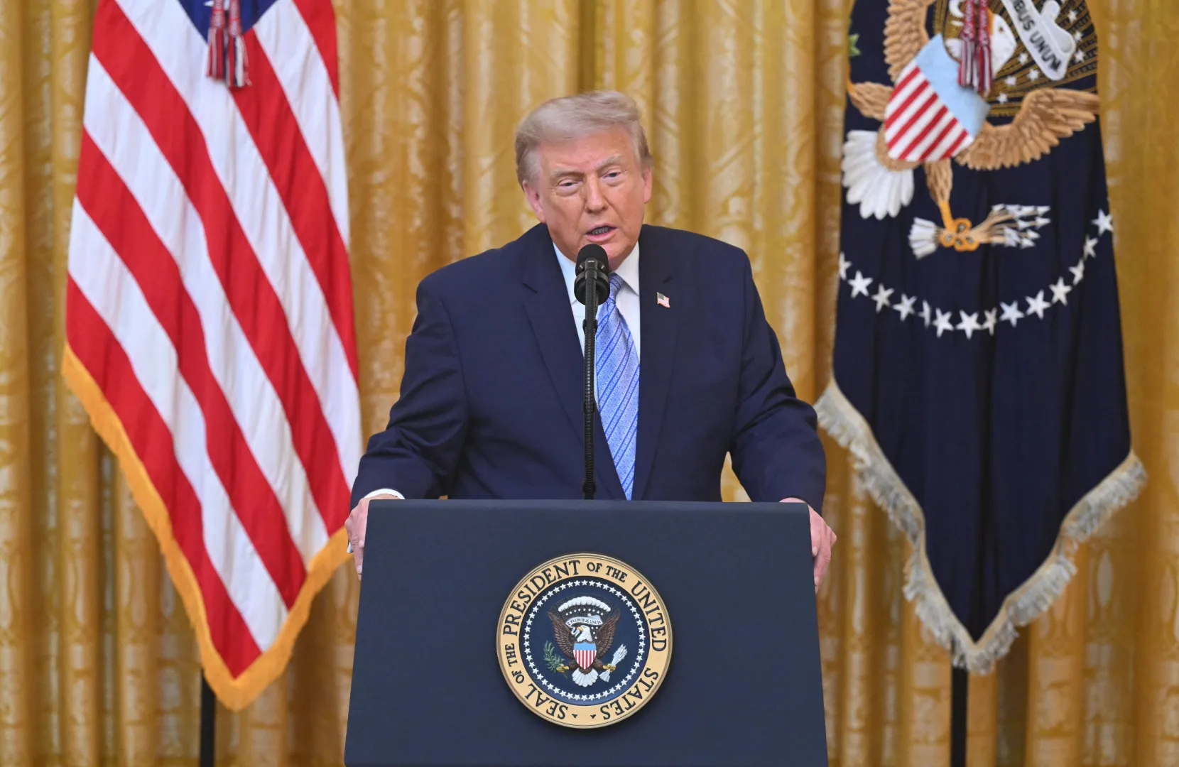 Prezydent USA Donald Trump. Fot. PAP/EPA/SAUL LOEB / POOL