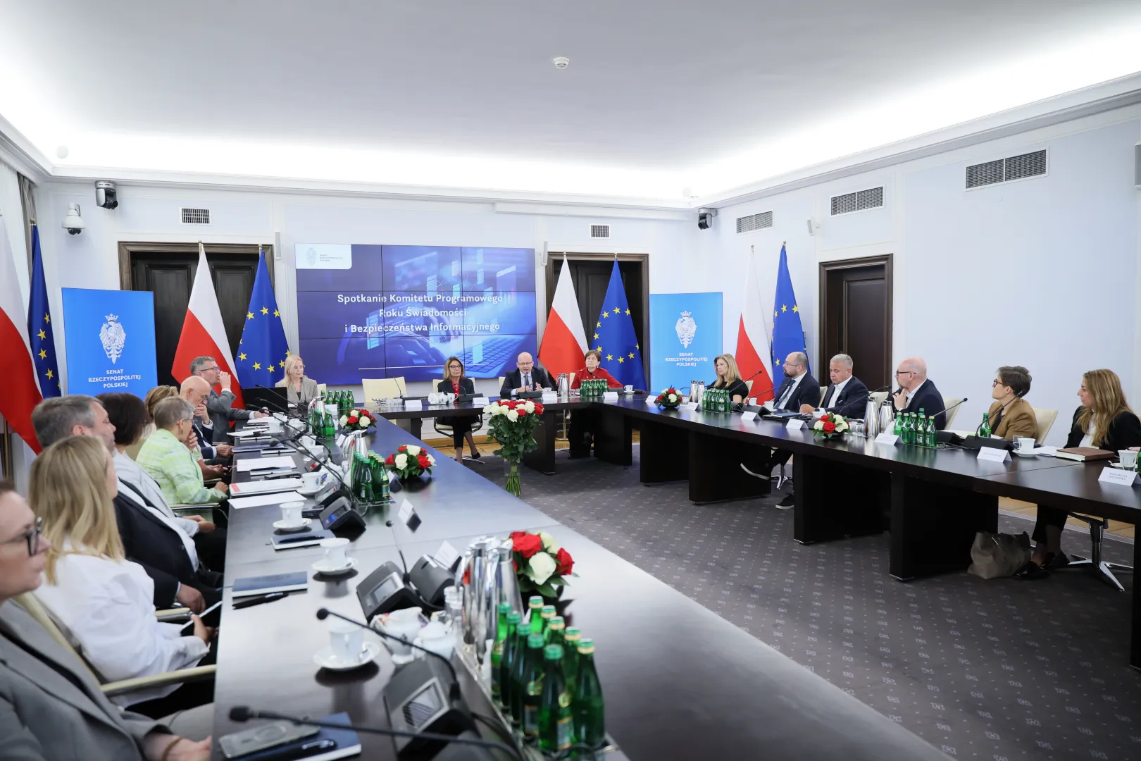 Powołanie Komitetu Programowego Roku Świadomości i Bezpieczeństwa Informacyjnego w Senacie. Fot. PAP/Leszek Szymański