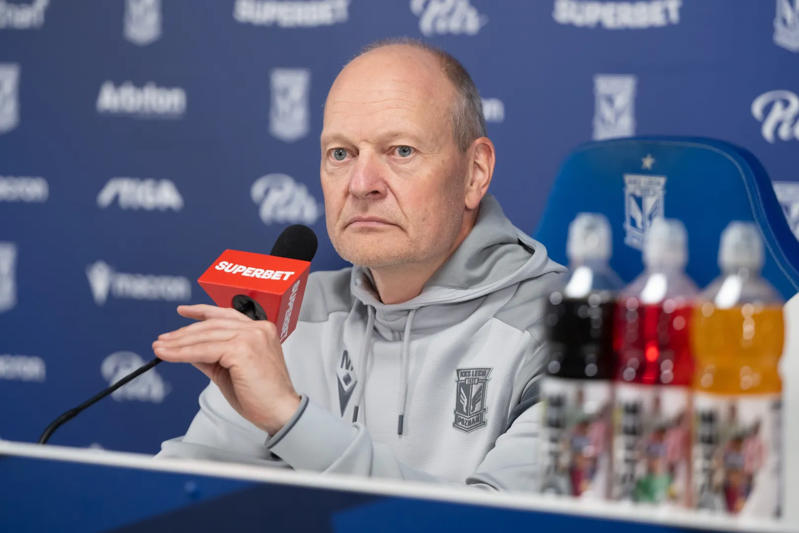 Trener Lecha Poznań Niels Frederiksen. Fot. PAP/Jakub Kaczmarczyk