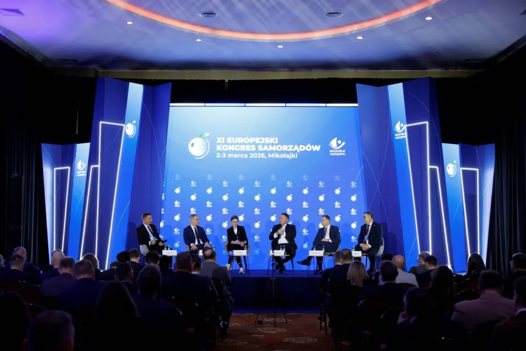 Fundacja Instytut Studiów Wschodnich (1)