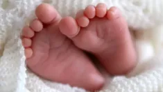 Stópki niemowlęcia, zdjęcie ilustracyjne, fot. PAP/PA/Andrew Matthews