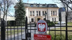 Siedziba Trybunału Konstytucyjnego w Warszawie, fot. PAP/Radek Pietruszka