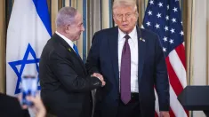 Benjamin Netanjahu i Donald Trump Fot. PAP/EPA/JIM LO SCALZO / POOL