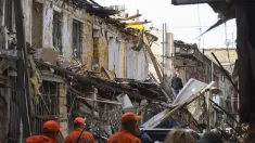 Zniszczenia po rosyjskim ataku w obwodzie odeskim. Fot. PAP/EPA/IGOR MASLOV
