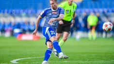 Piłkarz Ruchu Chorzów Denis Ventura. Fot. PAP/	Art Service
