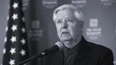 Lindsey Graham Fot. PAP/EPA/ABIR SULTAN