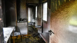 Spalony punkt szczepień w Zamościu. Fot. PAP/Wojtek Jargiło