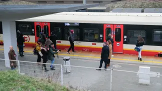 Pociąg SKM , fot. PAP/ Mateusz Marek (zdjęcie ilustracyjne)