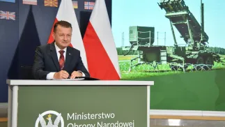 Szef MON Mariusz Błaszczak Fot. PAP/Radek Pietruszka