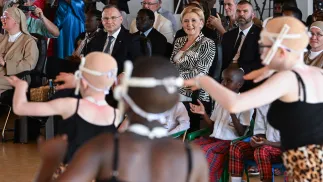 Prezydent RP Andrzej Duda i pierwsza dama Agata Kornhauser–Duda podczas wizyty w Ośrodku dla Niewidomych Dzieci w Kibeho, fot. PAP/Radek Pietruszka