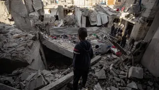 Zniszczenia w Rafah na południu Strefy Gazy, fot. PAP/EPA/HAITHAM IMAD