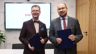 Likwidator PAP Marek Błoński oraz rektor SGH Piotr Wachowiak, fot. PAP/Leszek Szymański