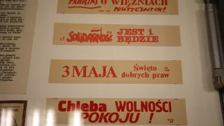 Wystawa zaprezentowana w ramach uroczystości upamiętniającej działaczy NSZZ "Solidarność" oraz więźniów politycznych okresu stanu wojennego. (Warszawa 2023). Fot. PAP/Fot. PAP/	Albert Zawada