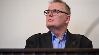 Były senator Waldemar Bonkowski na sali rozpraw Sądu Okręgowego w Gdańsku, fot. PAP/Adam Warżawa