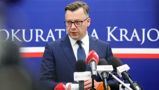 Rzecznik Prokuratury Krajowej Przemysław Nowak na konferencji prasowej Fot. PAP/Rafał Guz