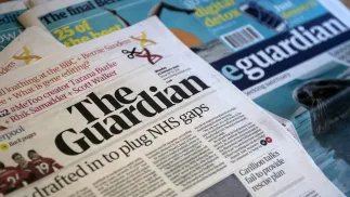 Guardian newspaper. Fot. EPA/Will Oliwer