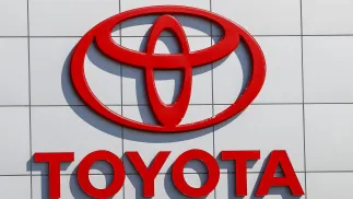 Logo Toyoty, zdjęcie ilustracyjne, fot. PAP/EPA/ADAM DAVIS