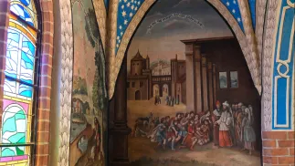 Odrestaurowane gotyckie sklepienia i średniowieczne freski w kaplicach Kolegiaty Najświętszej Maryi Panny Królowej Świata w Stargardzie. Fot. PAP/Marcin Bielecki