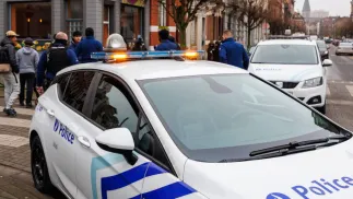 Policja w Brukseli przy stacji metra Clemenceau Fot. PAP/EPA/OLIVIER MATTHYS