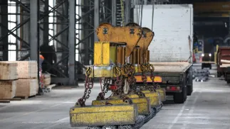 Praca w hucie/zdjęcie ilustracyjne Fot. PAP/Leszek Szymański 