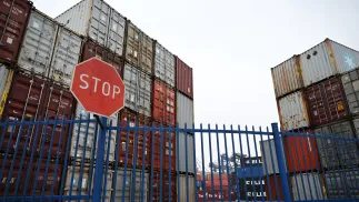 Terminal kontenerowy. Fot. PAP/	Adam Warżawa (zdjęcie ilustracyjne)